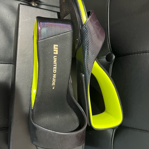 United Nude New - Picture 2 of 5